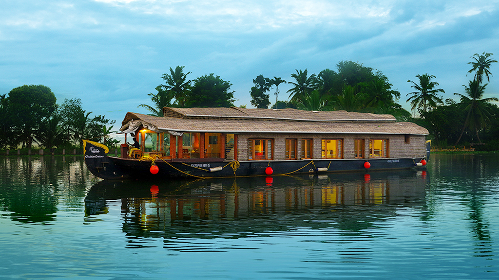 Places to visit in Kerala.